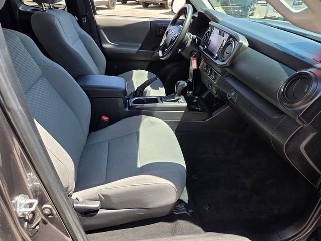Used 2022 Toyota Tacoma SR w/ SR Convenience Package RWD image 14