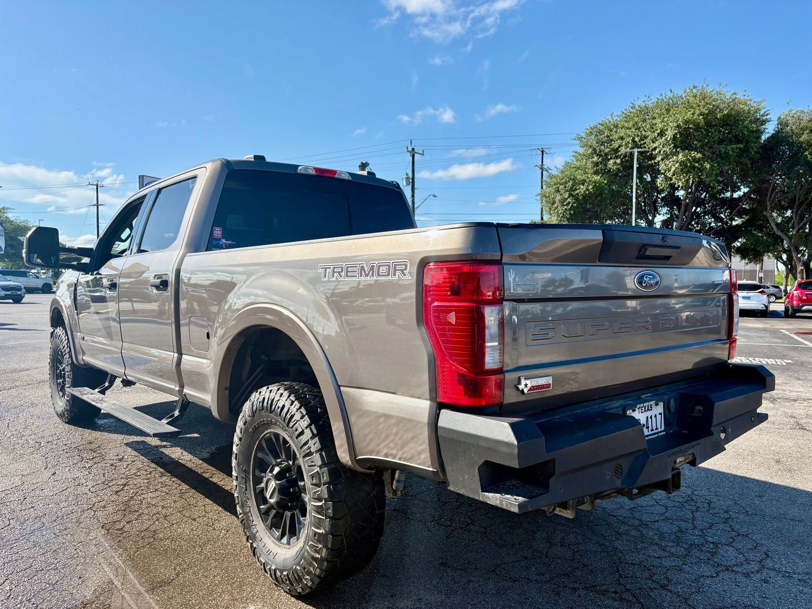 Used 2020 Ford F250 XLT w/ Tremor Off-Road Package AWD/4WD image 5