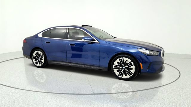 Used 2026 BMW 530i RWD image 10