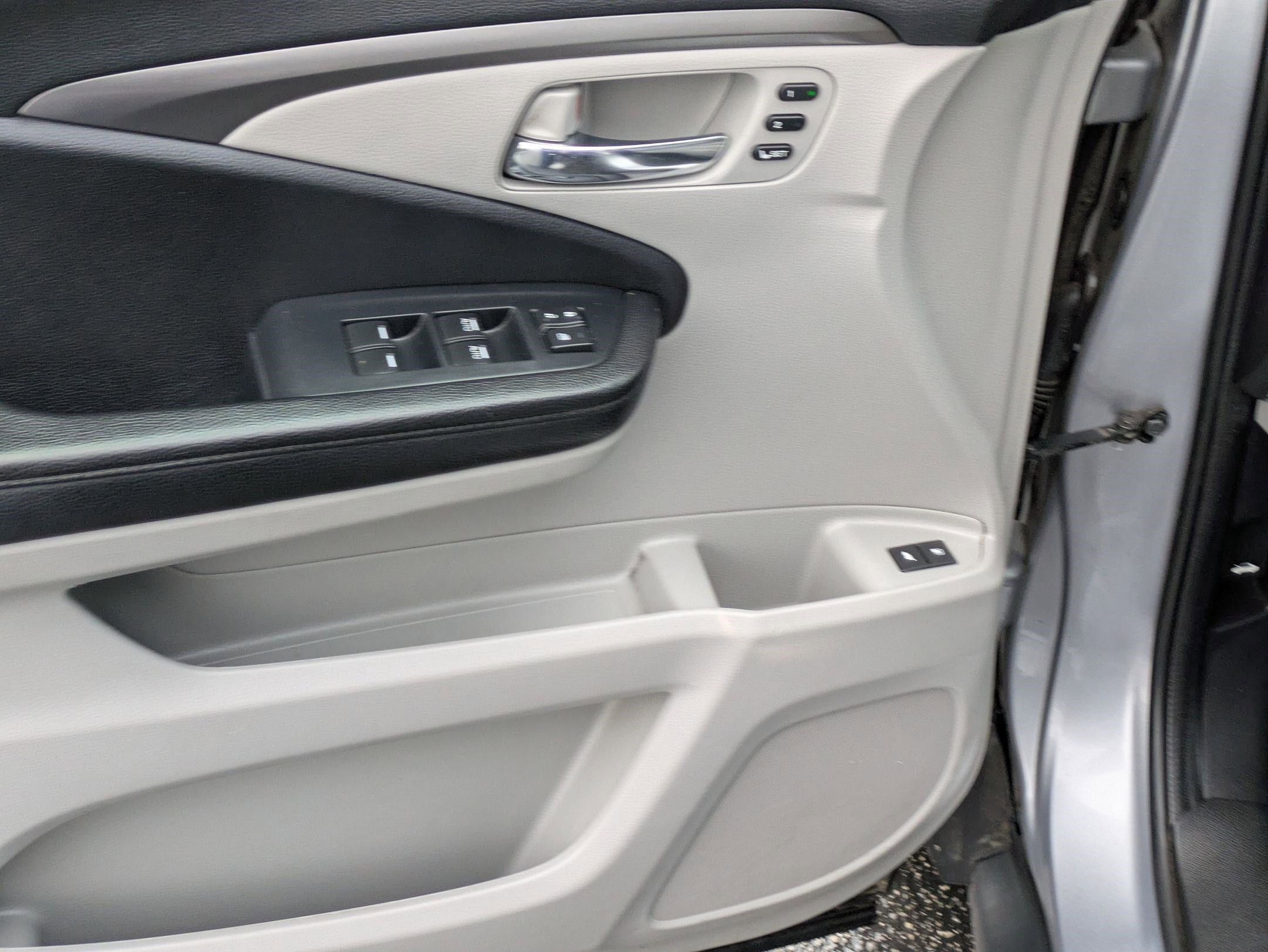 Certified 2022 Honda Pilot Special Edition image 15