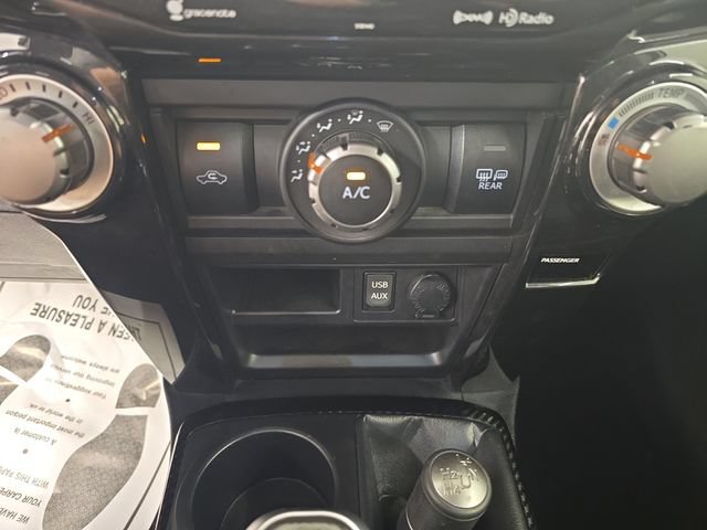 Used 2017 Toyota 4Runner TRD Off-Road Premium AWD/4WD image 27