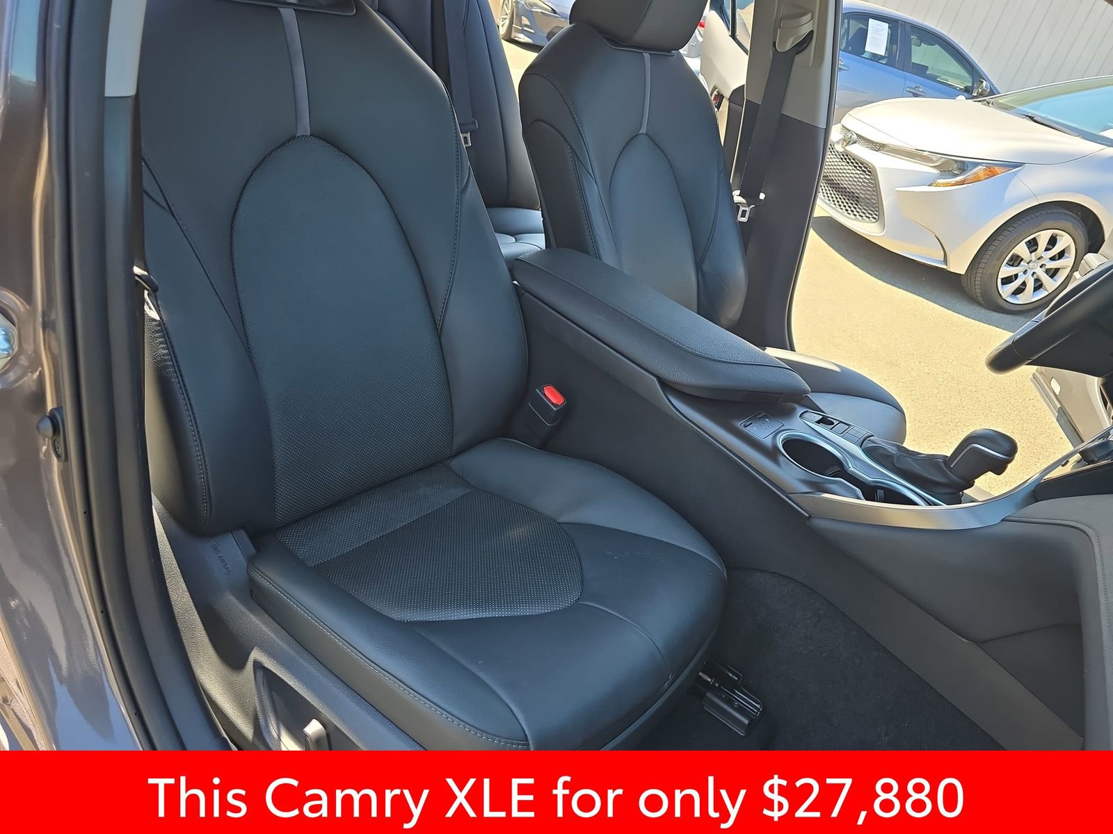 Used 2024 Toyota Camry XLE FWD image 16