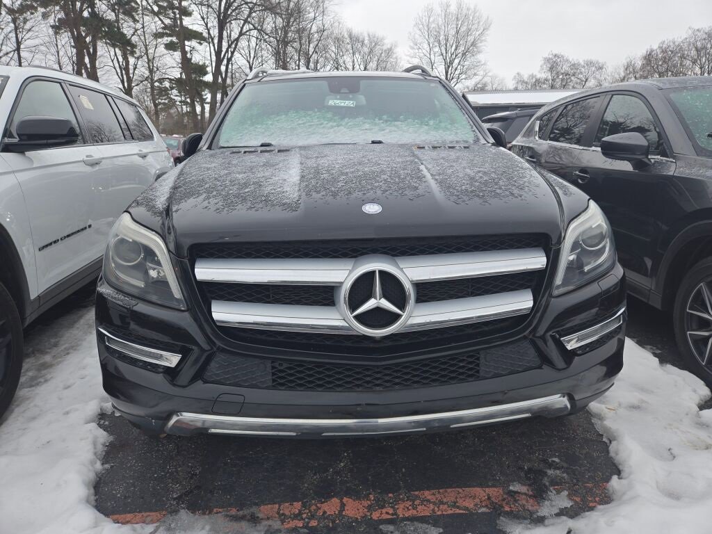 Used 2014 Mercedes-Benz GL 450 4MATIC image 3