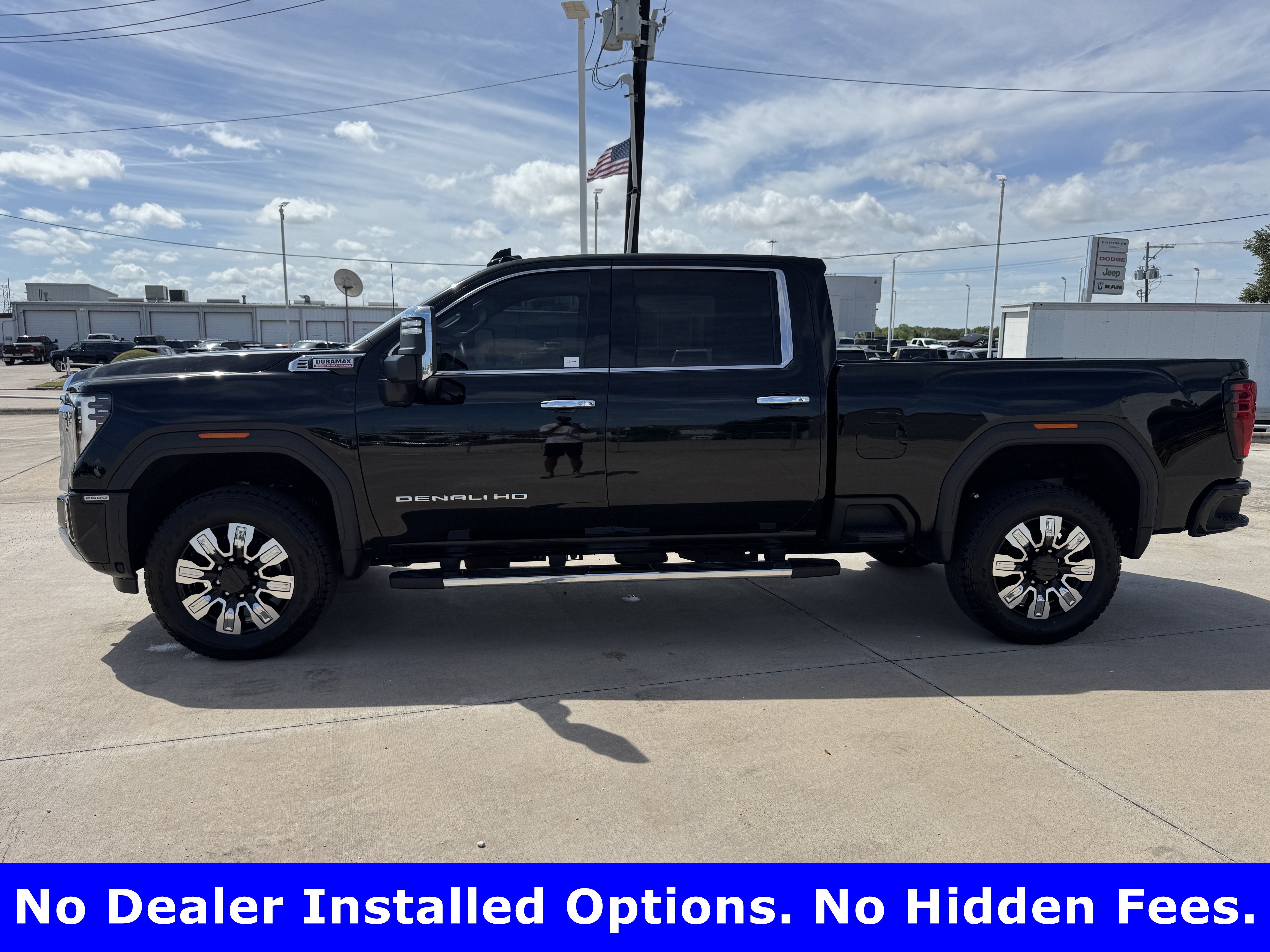 Used 2025 GMC Sierra 2500 Denali AWD/4WD image 5