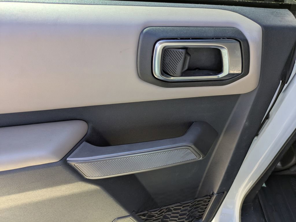 Used 2023 Ford Bronco Wildtrak image 12