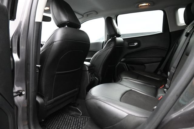 Used 2020 Jeep Compass Latitude AWD/4WD image 24
