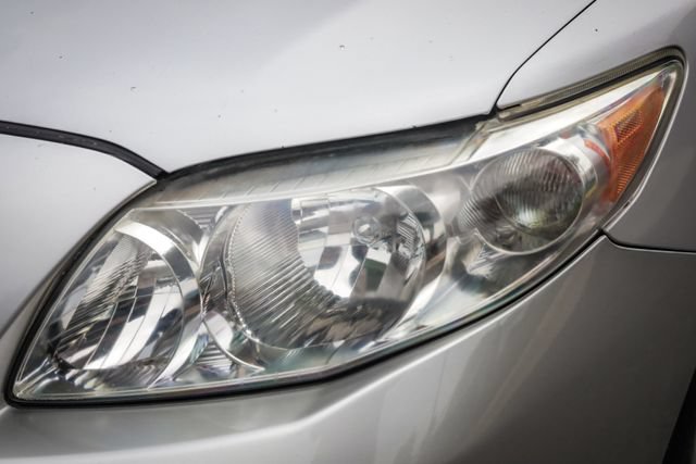 Used 2010 Toyota Corolla LE FWD image 9