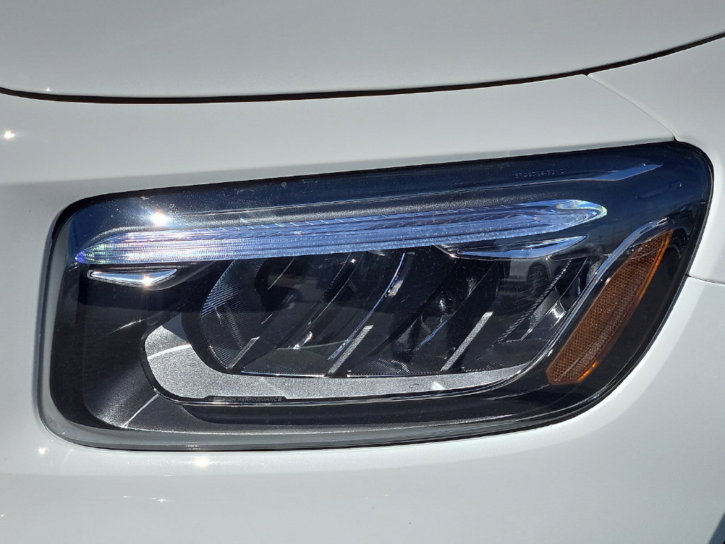 New 2026 Mercedes-Benz GLB 250 image 7