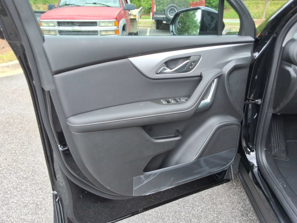 New 2026 Chevrolet Blazer LT FWD image 19