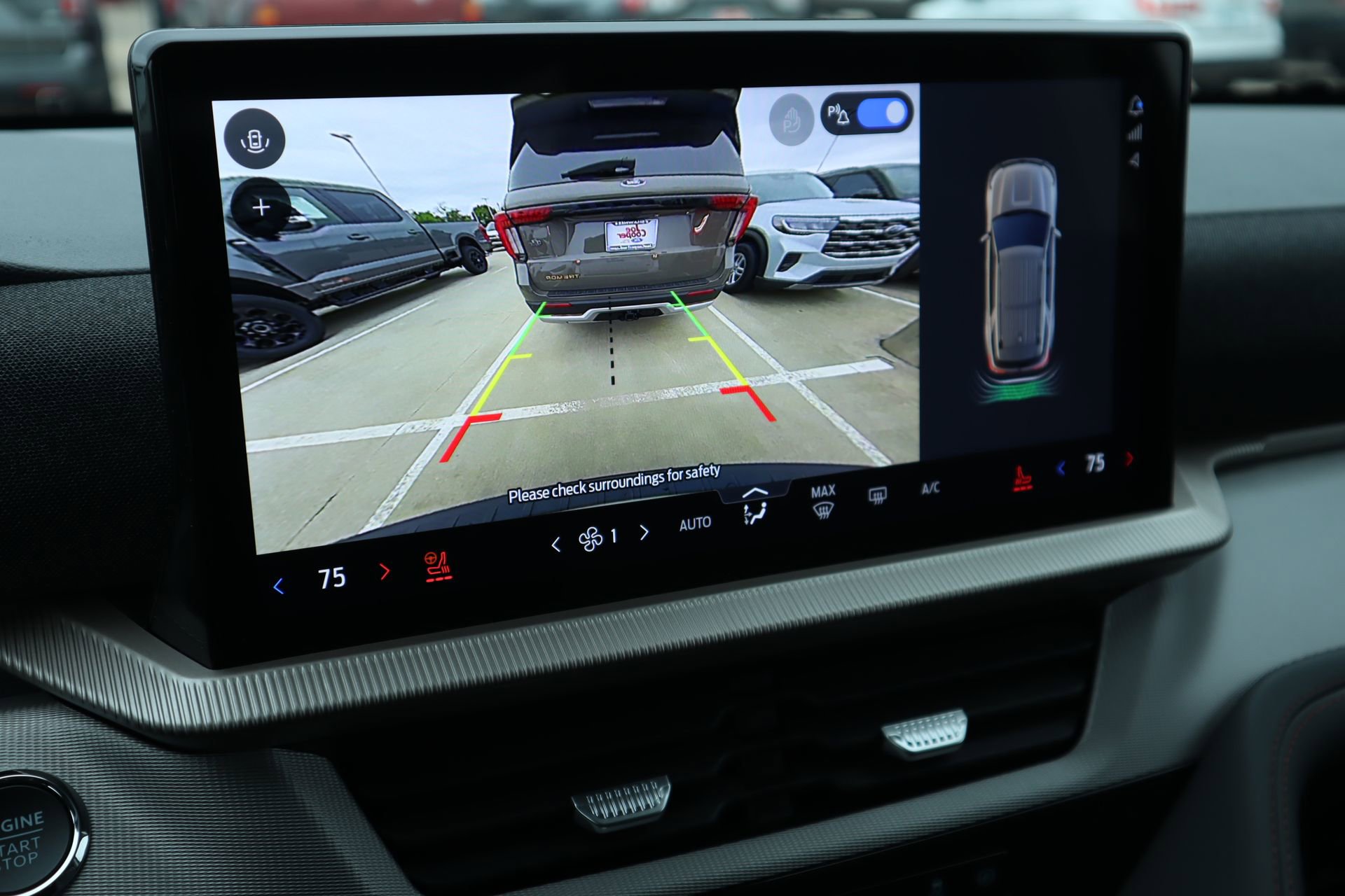 New 2026 Ford Explorer Active RWD image 6