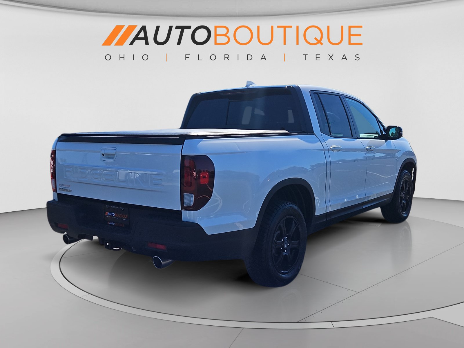 Used 2025 Honda Ridgeline Black Edition image 5