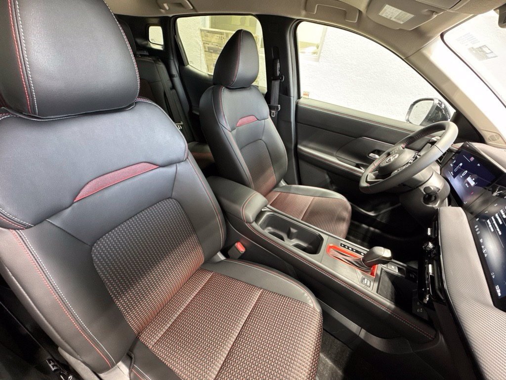 New 2026 Nissan Kicks SR w/ Illumination Package AWD/4WD image 28