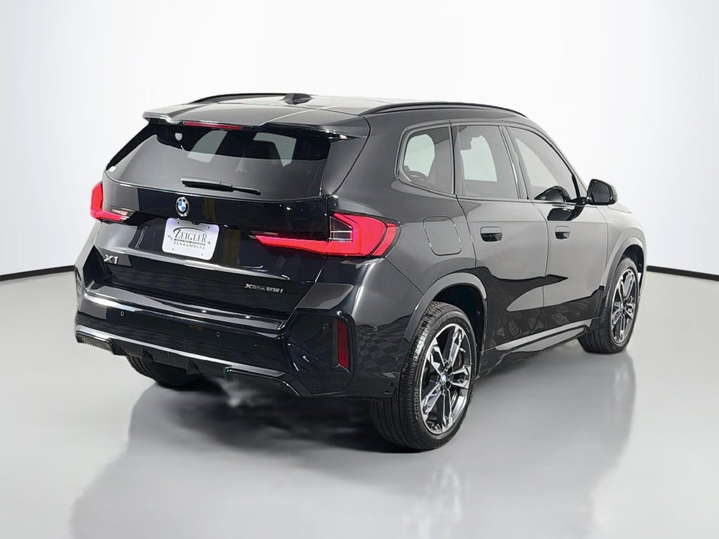Used 2023 BMW X1 xDrive28i w/ M Sport Package AWD/4WD image 7