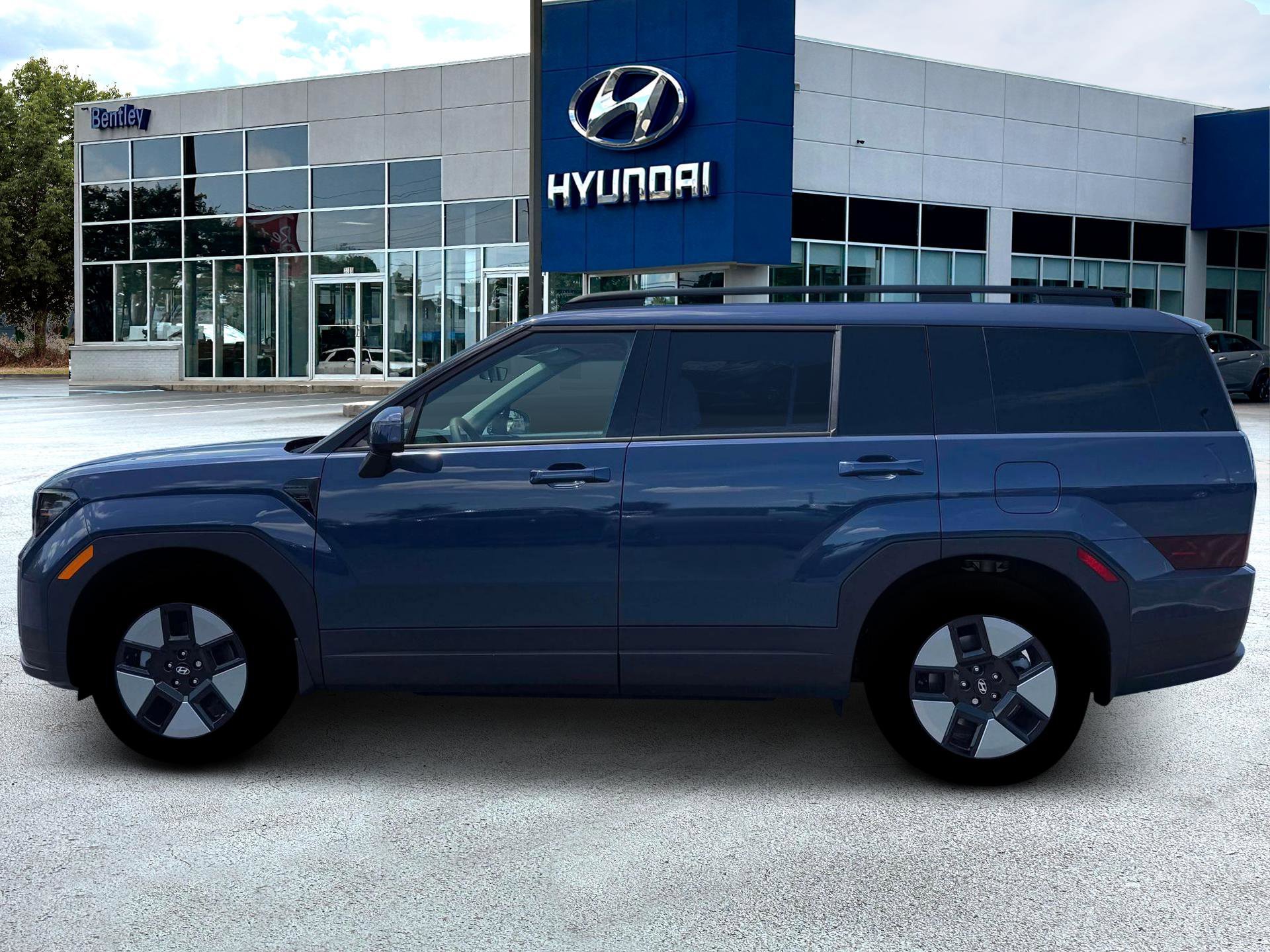New 2026 Hyundai Santa Fe SEL AWD/4WD image 3