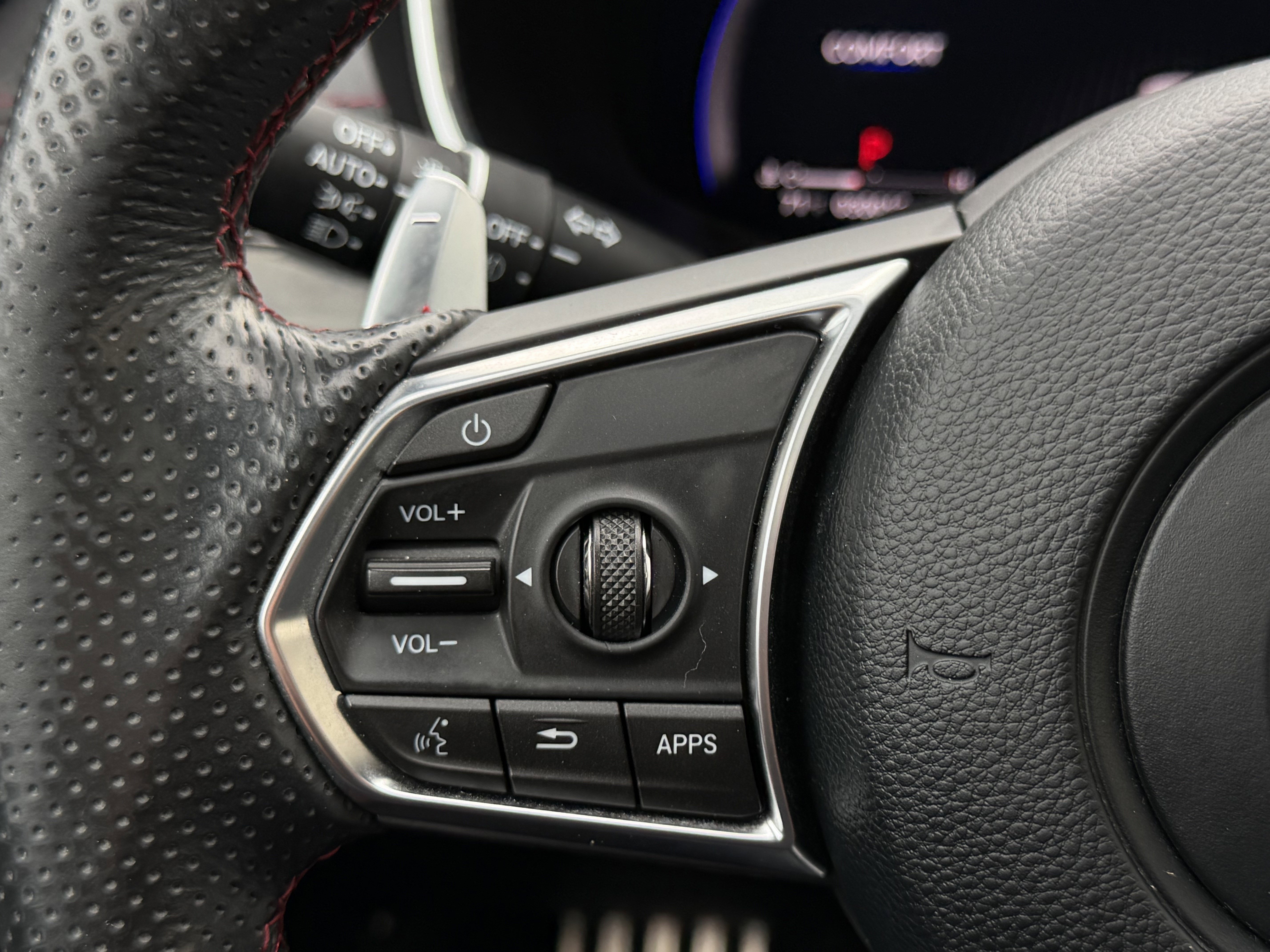 Used 2023 Acura MDX A-Spec image 19