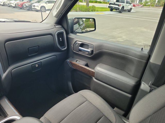 Used 2021 GMC Sierra 1500 Elevation w/ X31 Off-Road Package AWD/4WD image 16