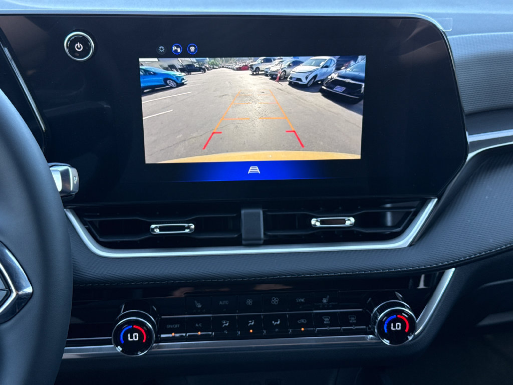 New 2027 Chevrolet Equinox LT w/ Convenience Package II FWD image 19