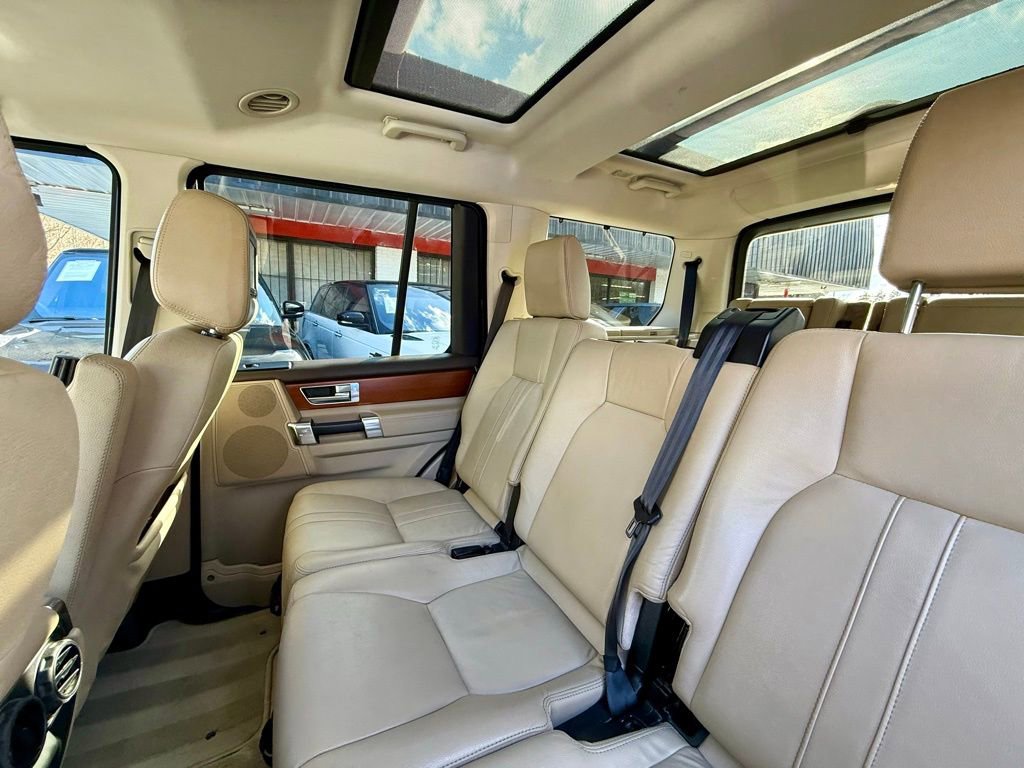 Used 2011 Land Rover LR4 HSE image 29