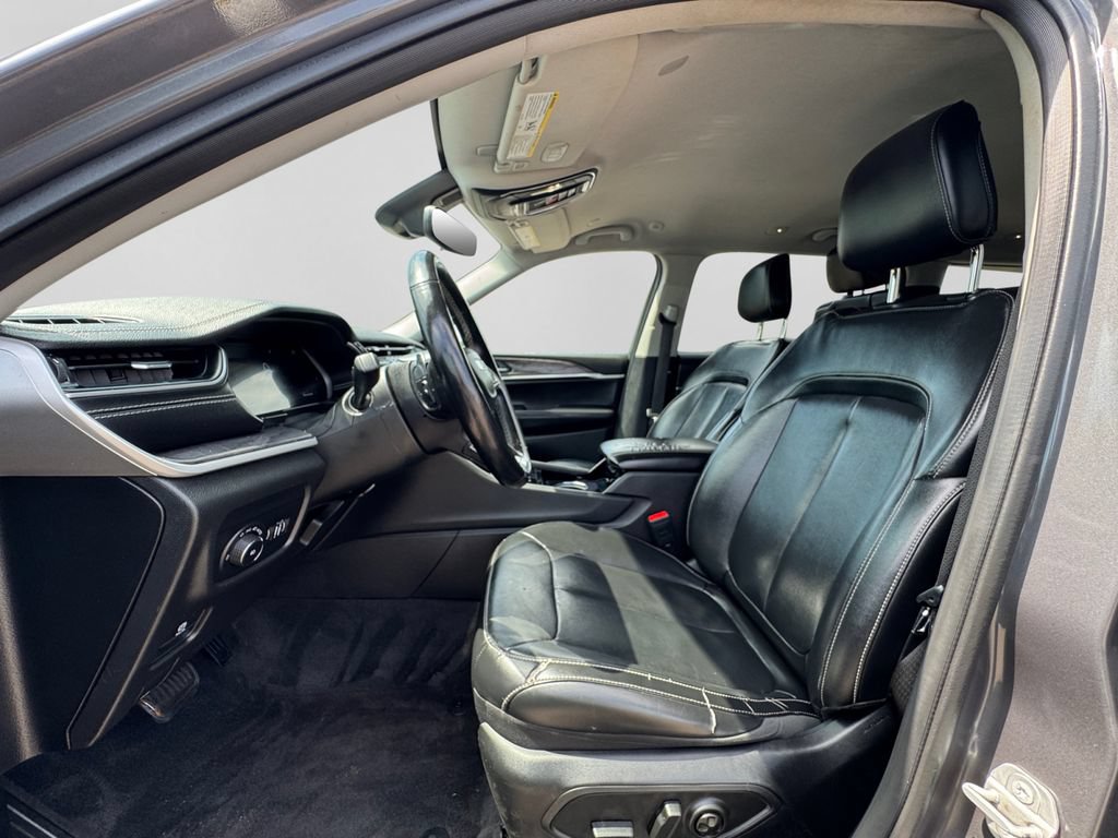 Used 2021 Jeep Grand Cherokee L Limited AWD/4WD image 20