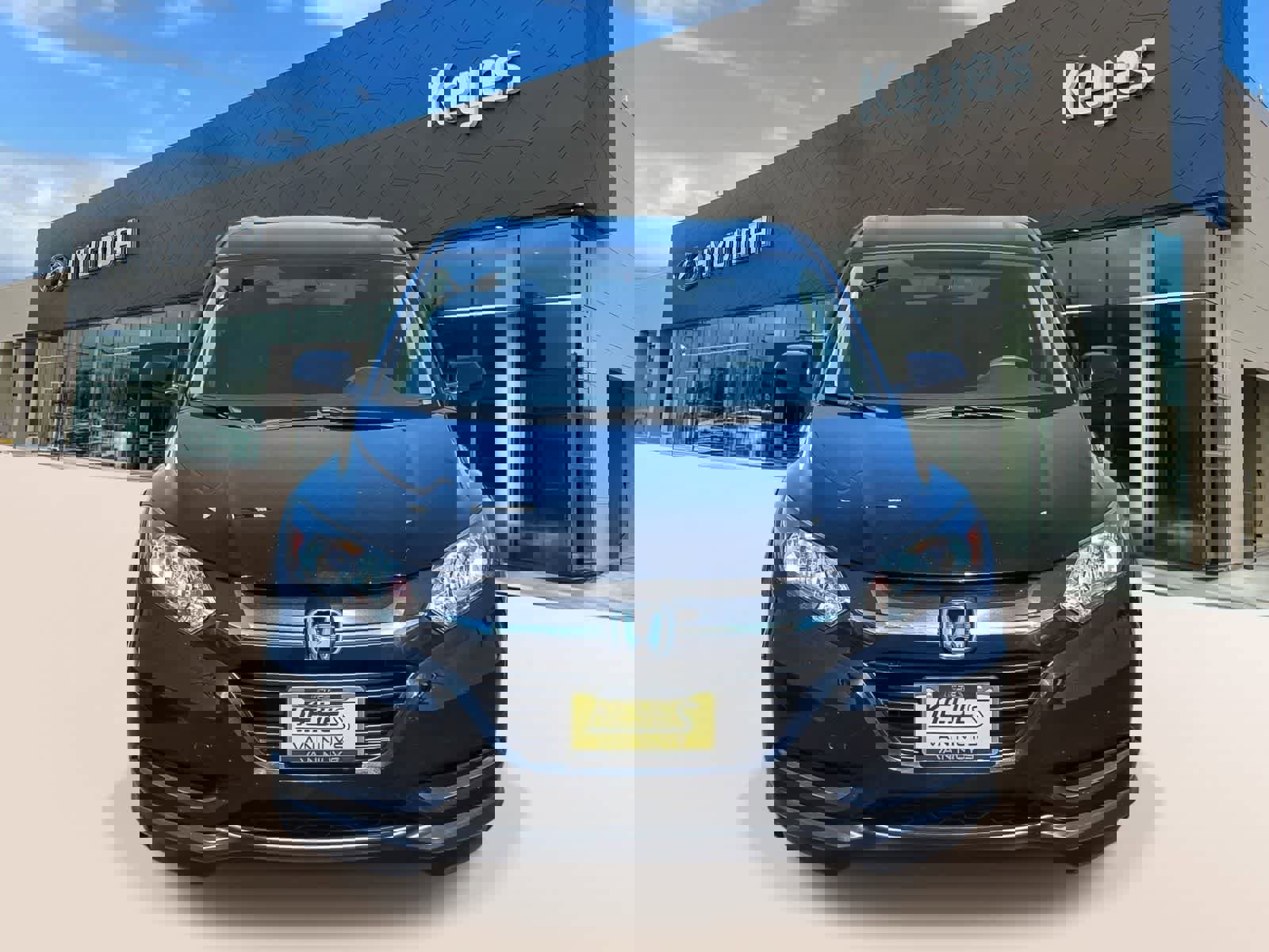 Used 2016 Honda HR-V LX image 2