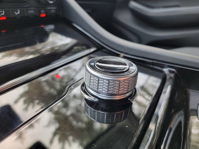 Certified 2023 Jeep Grand Cherokee Laredo w/ Luxury Tech Group I image 30