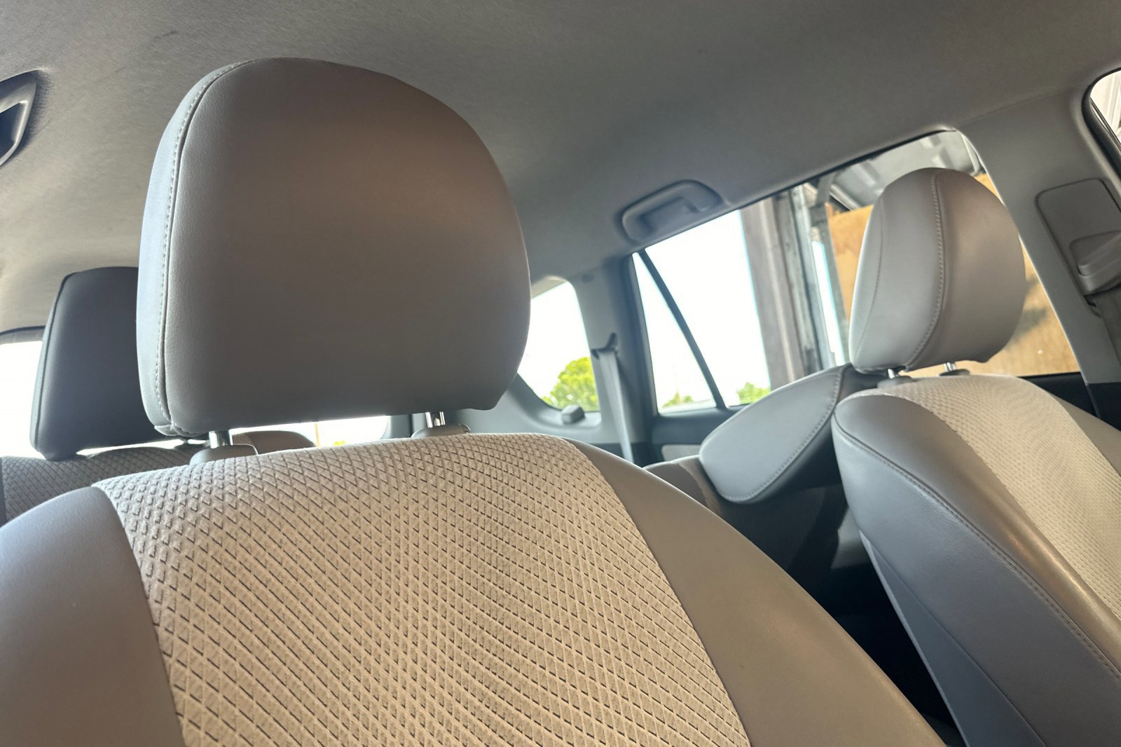 Used 2013 Toyota RAV4 EV FWD image 17