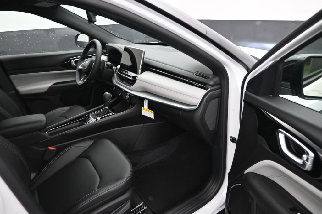 New 2026 Jeep Compass Limited AWD/4WD image 9