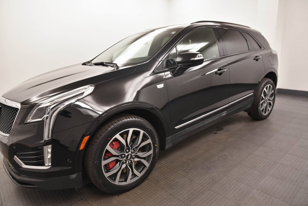 Certified 2023 Cadillac XT5 Sportv w/ Platinum Package image 3