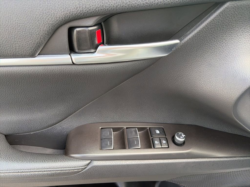 Used 2023 Toyota Camry XSE w/ Navigation Package image 14