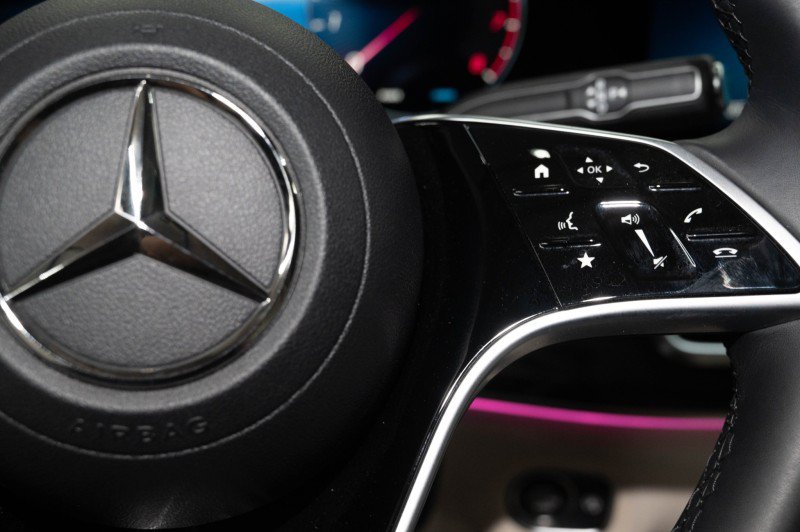 Certified 2026 Mercedes-Benz GLS 450 4MATIC image 27