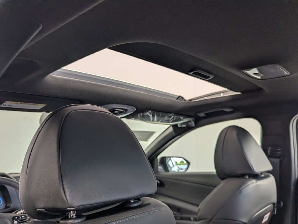 New 2026 Hyundai Elantra SEL Sport FWD image 24