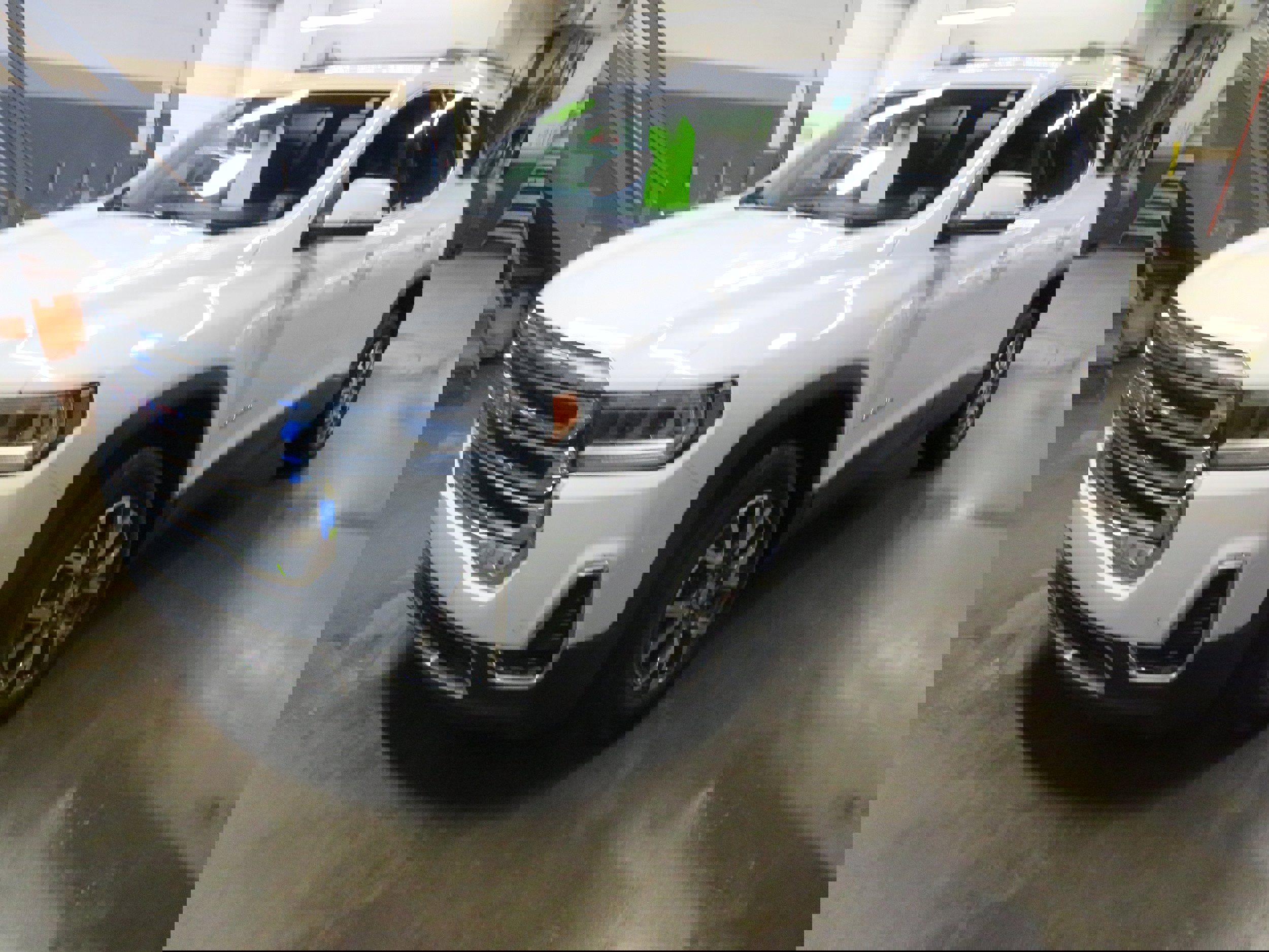 Used 2023 GMC Acadia SLE w/ Driver Convenience Package video 3