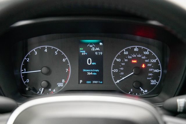 Certified 2025 Toyota Corolla SE image 9