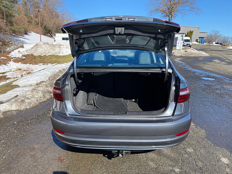 Used 2020 Volkswagen Jetta SEL image 9