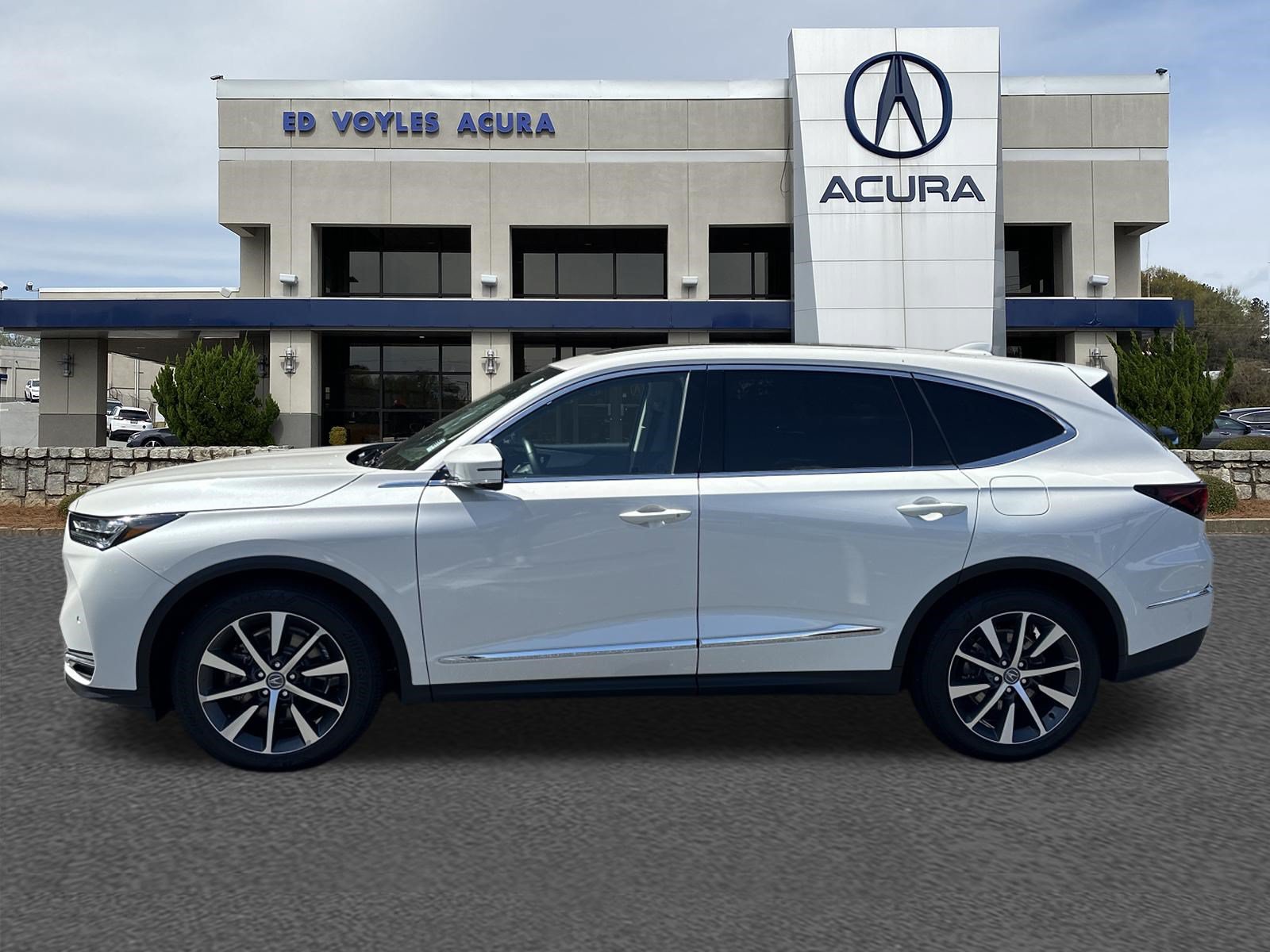 Certified 2026 Acura MDX w/ Technology Package FWD image 8