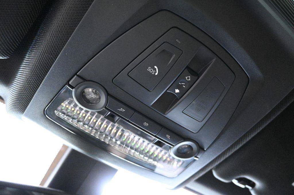 Used 2015 BMW 528i xDrive Sedan AWD/4WD image 29
