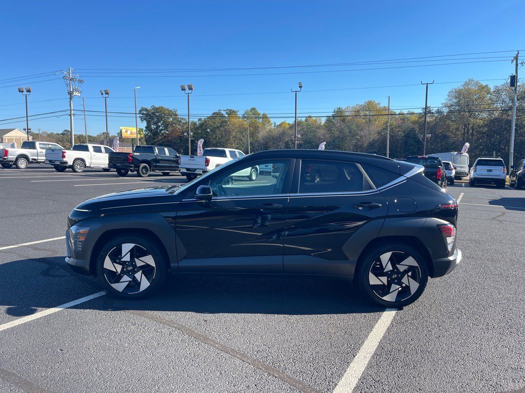 Used 2024 Hyundai Kona Limited image 13