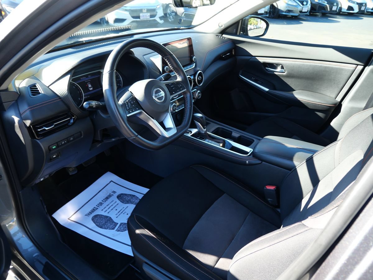 Used 2021 Nissan Sentra SR w/ Electronics Package FWD image 9