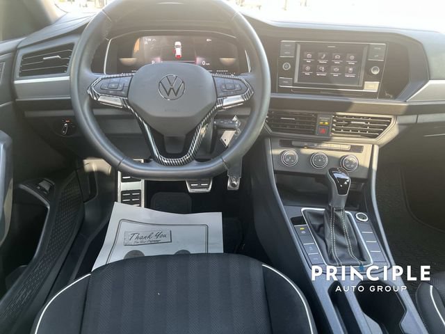 Used 2023 Volkswagen Jetta Sport FWD image 29