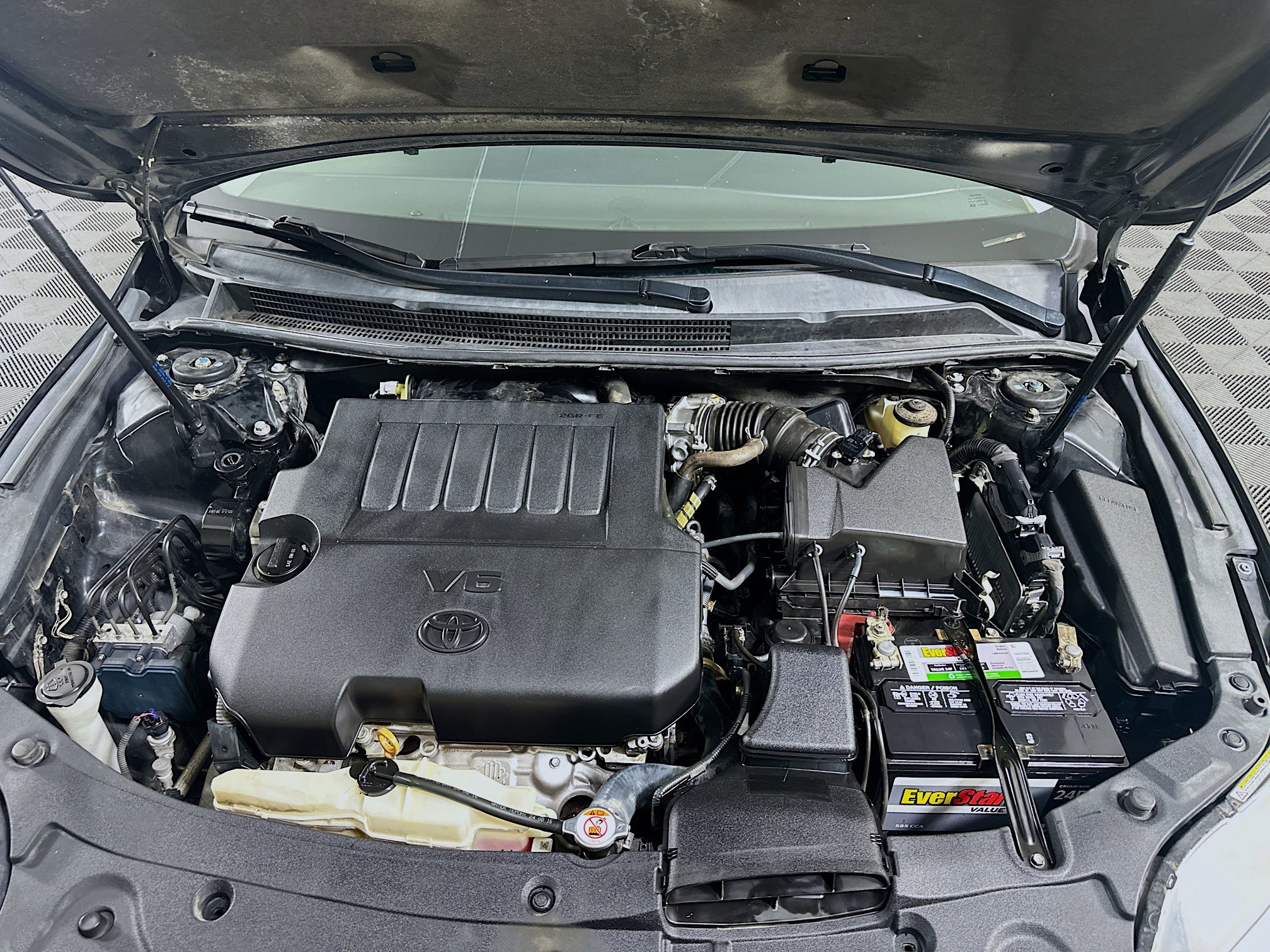 Used 2017 Toyota Avalon Limited FWD image 34