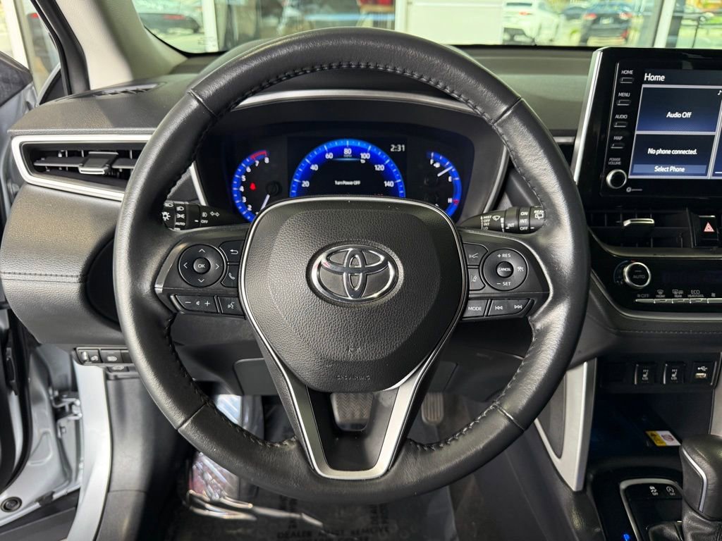 Certified 2022 Toyota Corolla Cross XLE w/ Convenience Package image 26