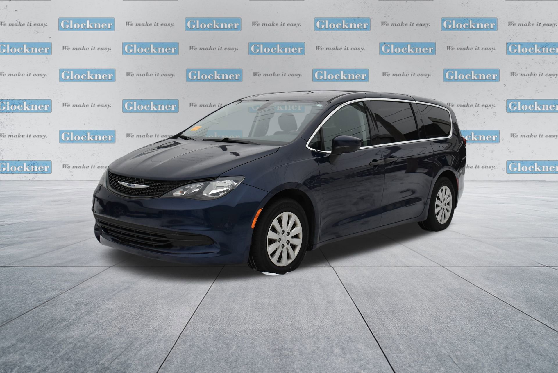 Used 2020 Chrysler Voyager L image 13