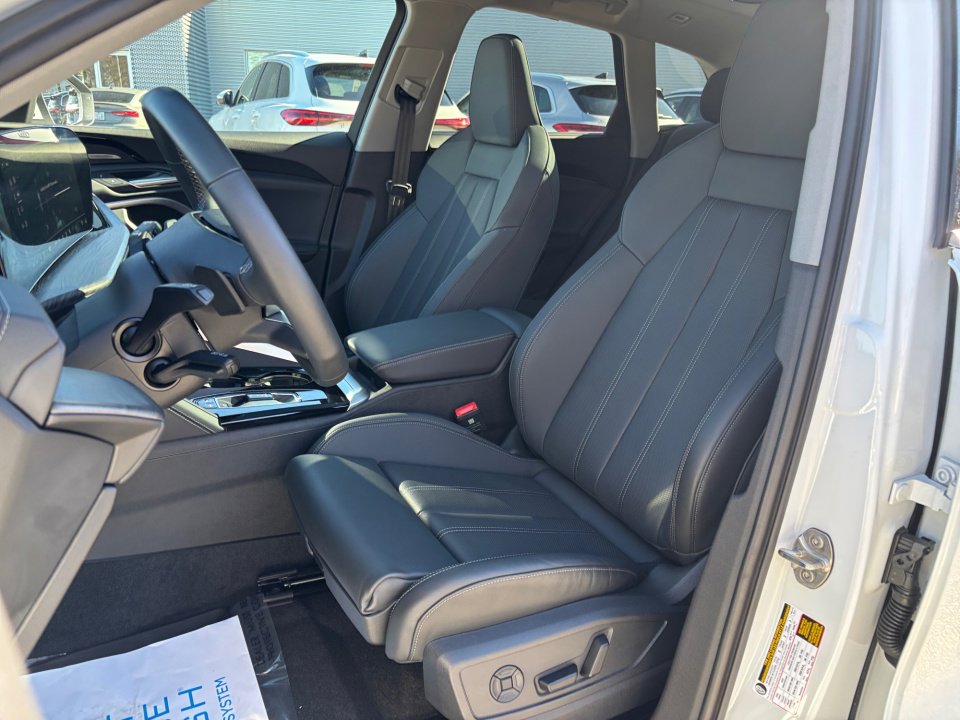 Used 2025 Audi Q5 Premium Plus image 30
