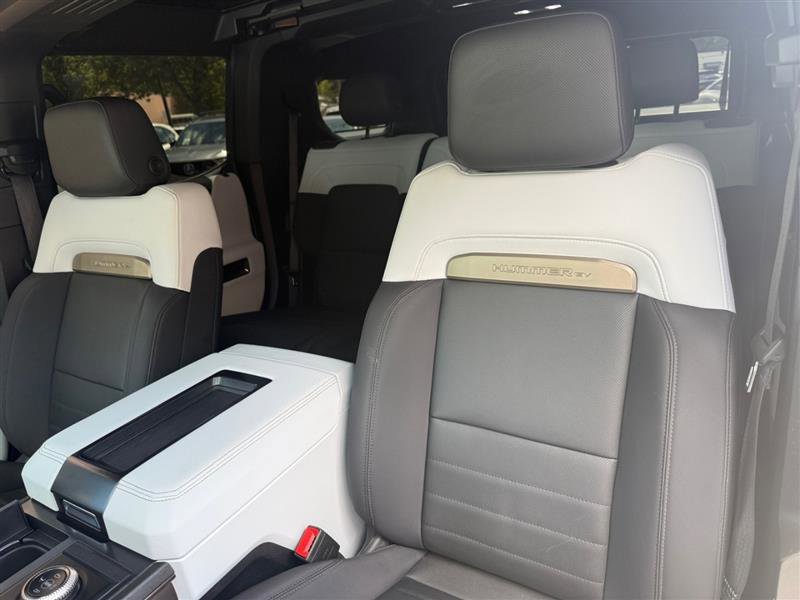 Used 2024 GMC Hummer EV 3X AWD/4WD image 11