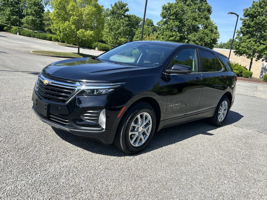 Used 2024 Chevrolet Equinox LT FWD image 3