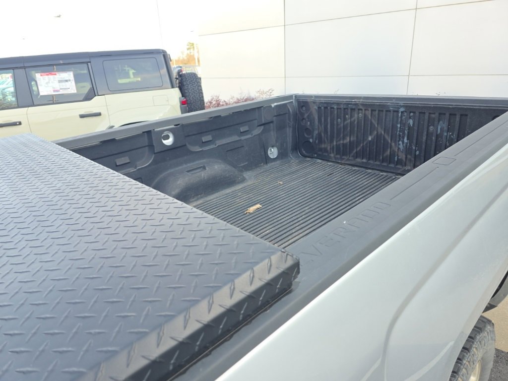 Used 2015 Chevrolet Silverado 2500 LT w/ LT Convenience Package image 2