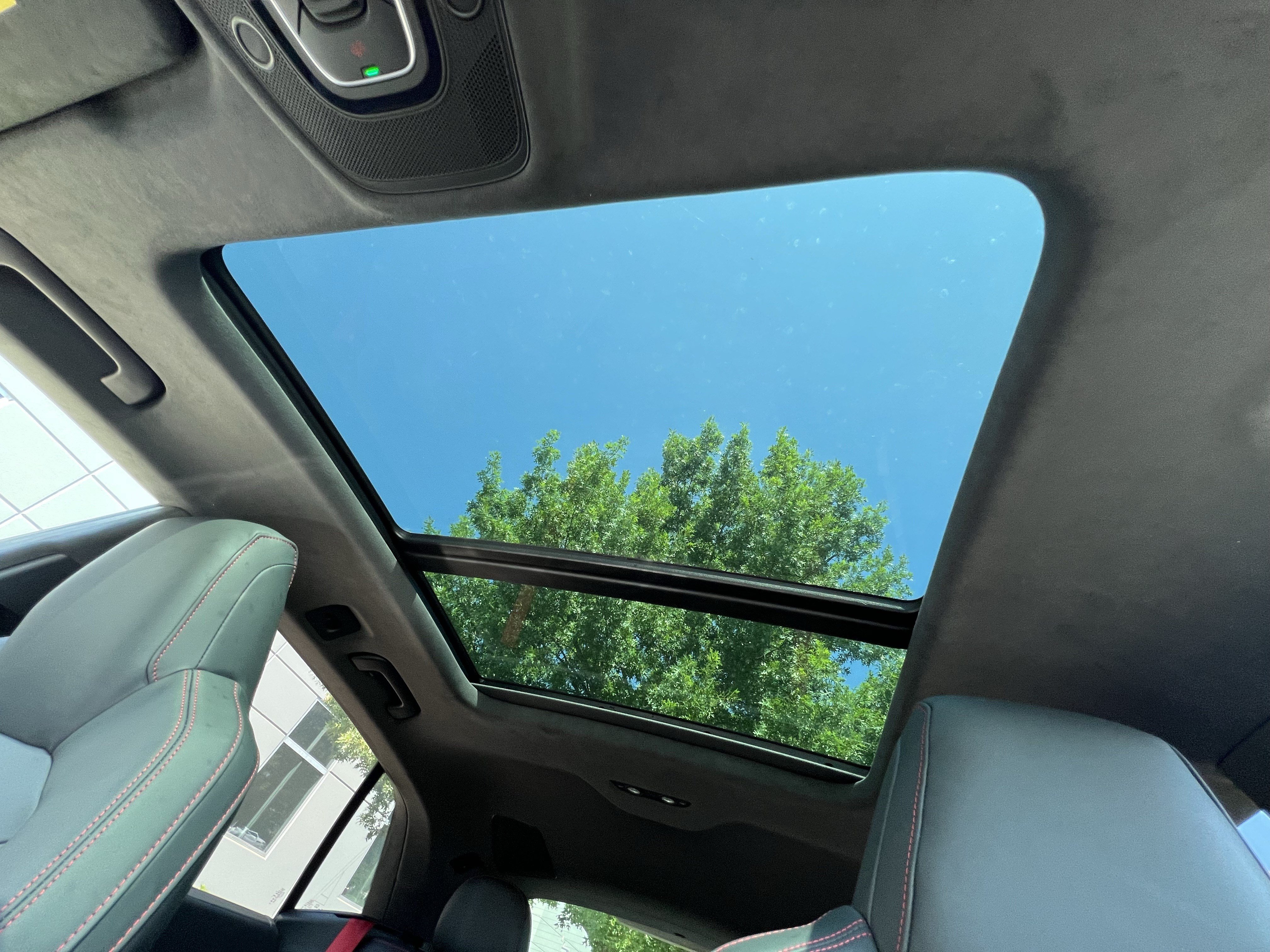 New 2026 Audi SQ8 Prestige AWD/4WD image 30