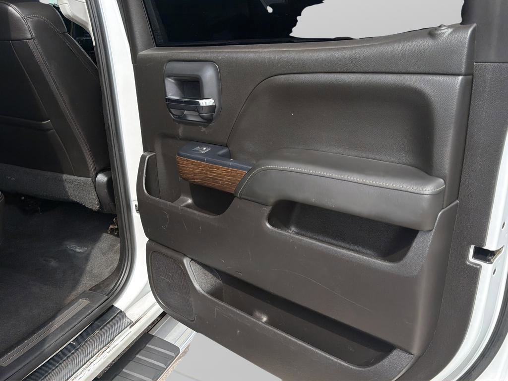 Used 2019 GMC Sierra 2500 Denali w/ Duramax Plus Package AWD/4WD image 13