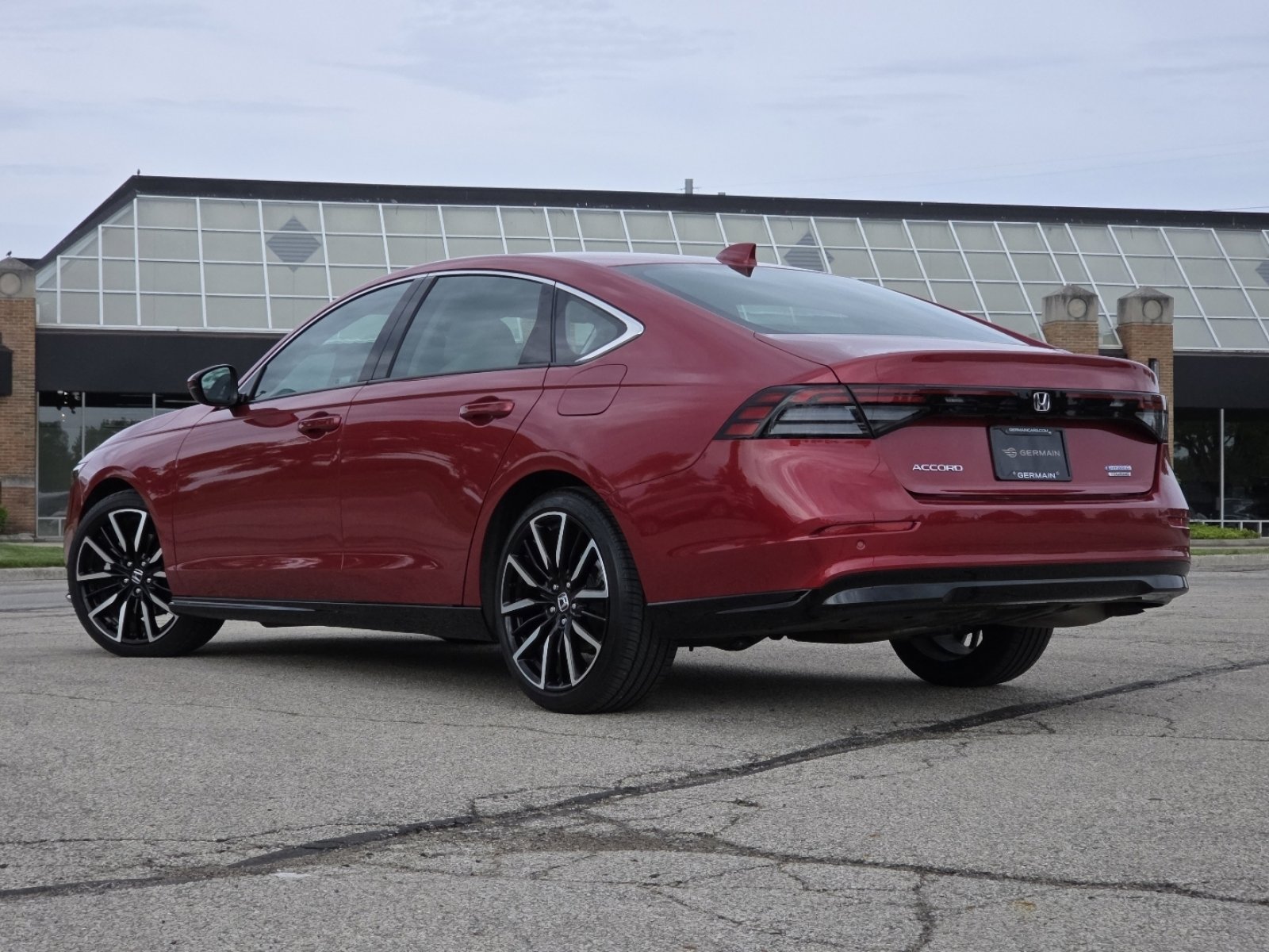 Certified 2025 Honda Accord Touring image 22