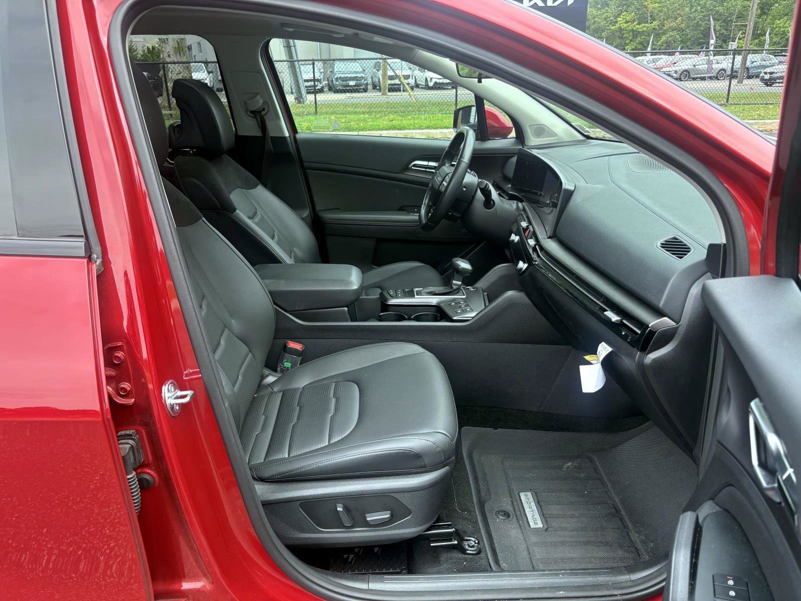 Certified 2026 Kia Sportage SX FWD image 23